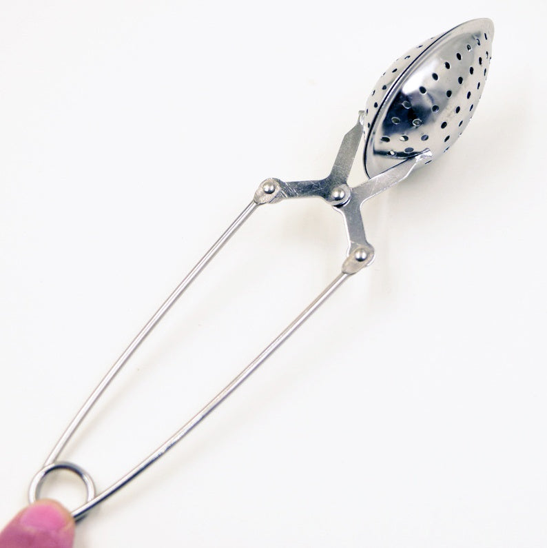 Leaf shaped stainless steel tea maker