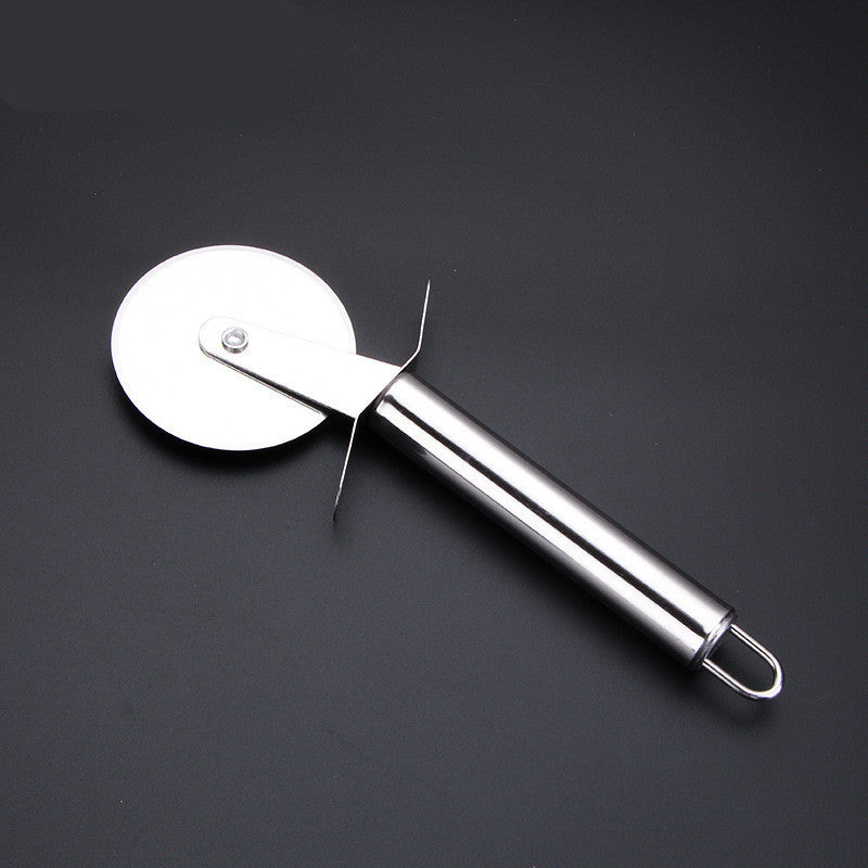Stainless steel single round pizza cutter