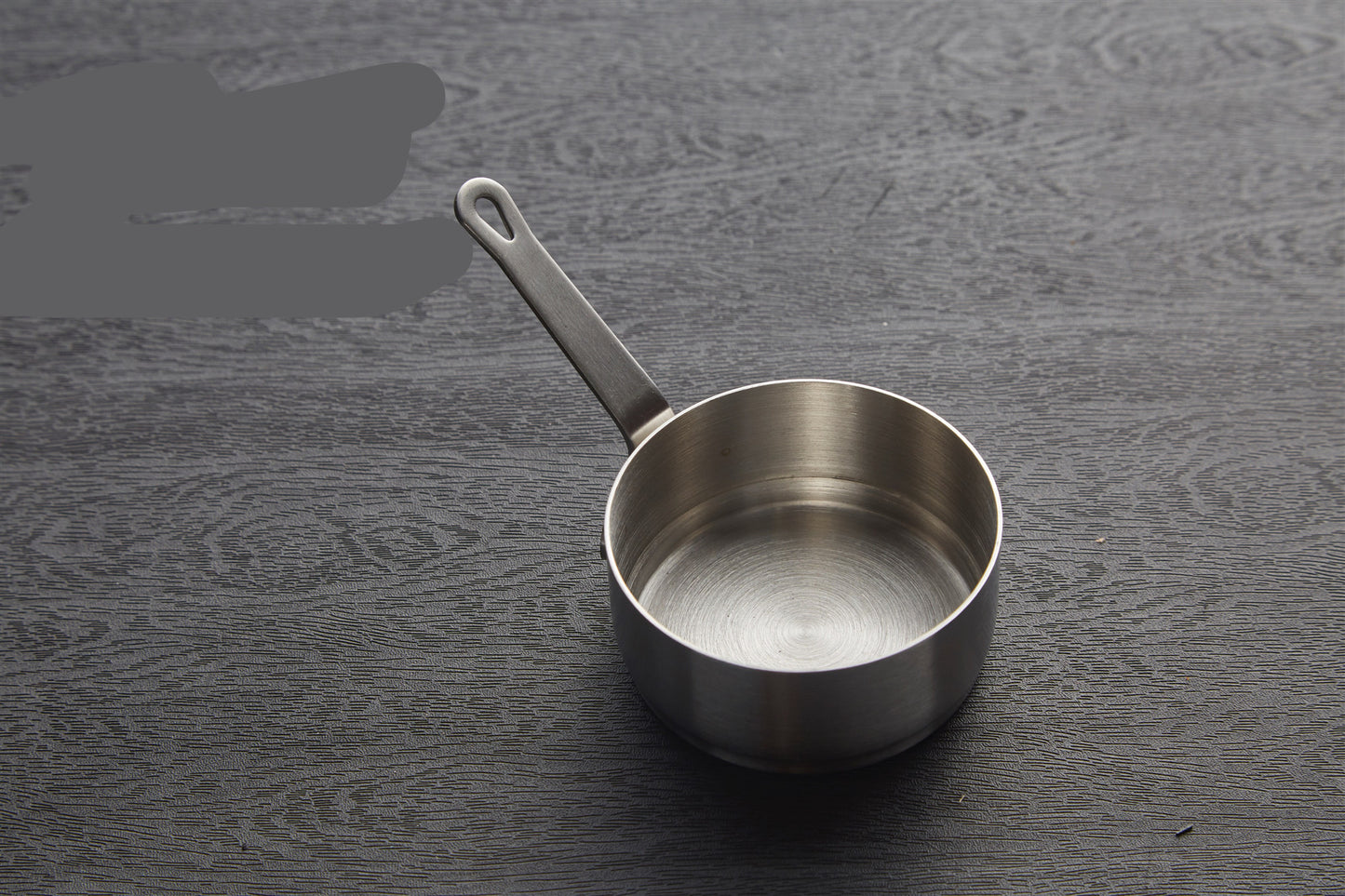 Stainless steel sauce pot with mouth