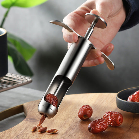Stainless steel household red dates pitting device